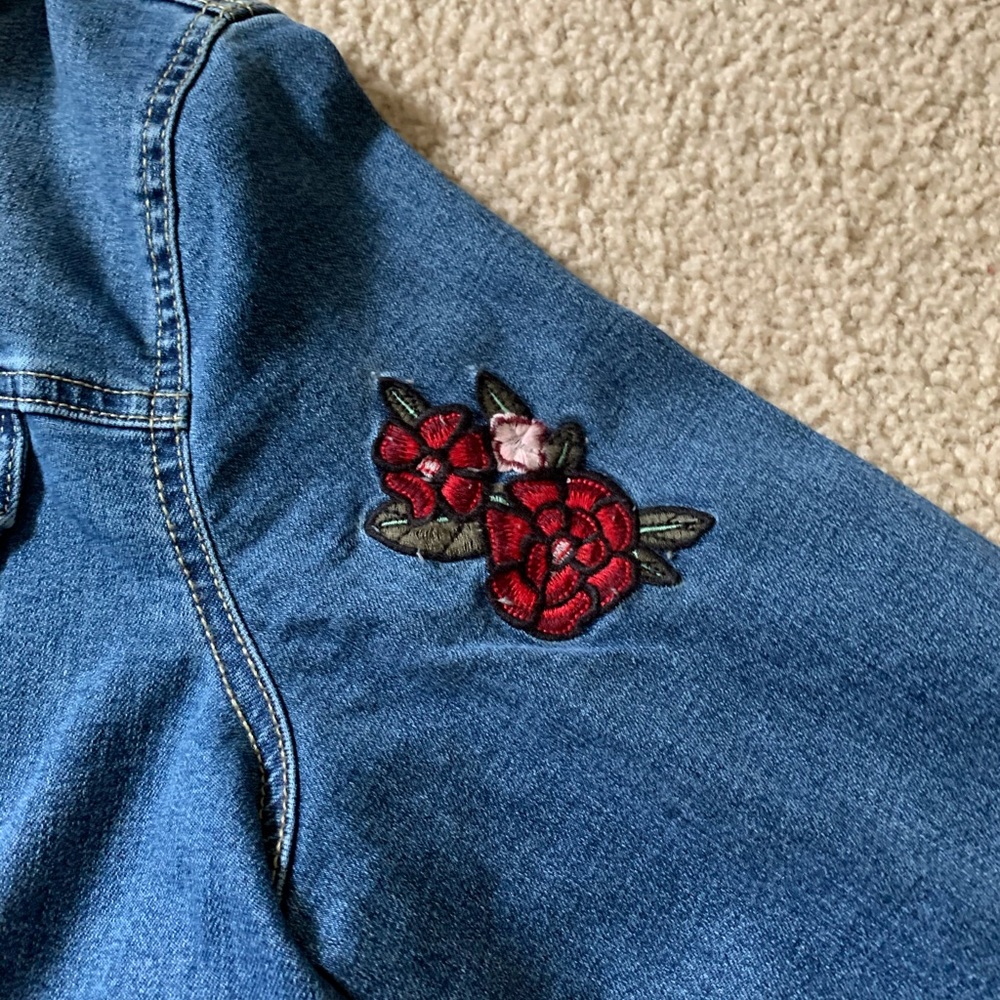NEW Joseph Ribka Embroidered Jean Jacket - Picture 5 of 9